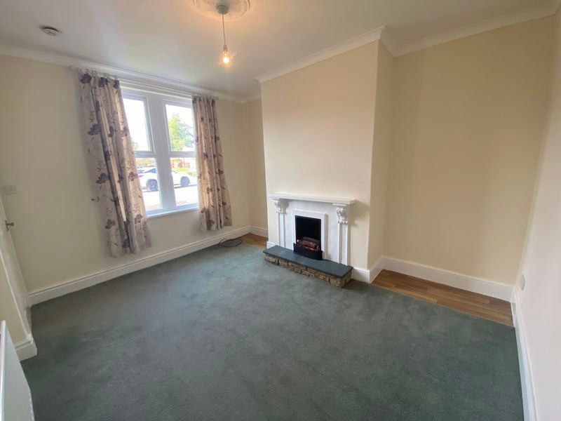 Property photo 2 of 10 Photo 8