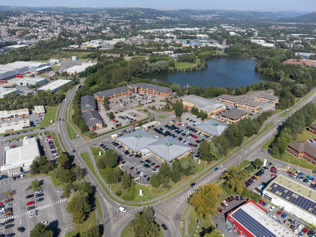 Property photo 2 of 9 Image 3