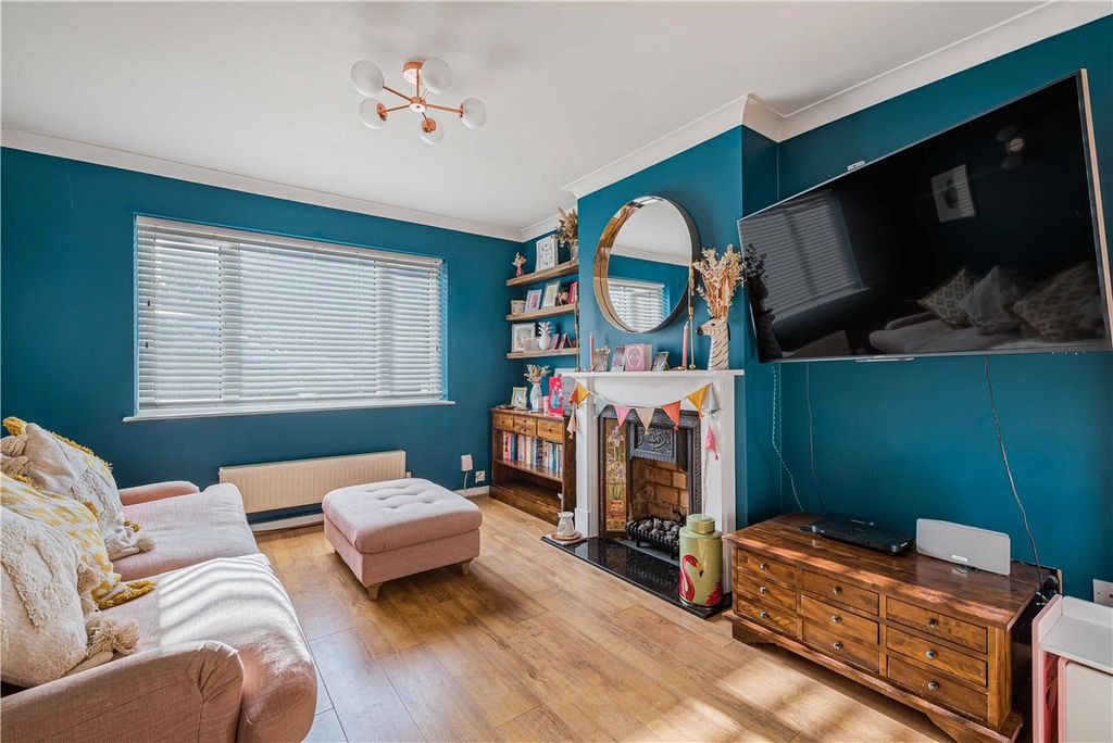 Property photo 3 of 25 Picture No. 20