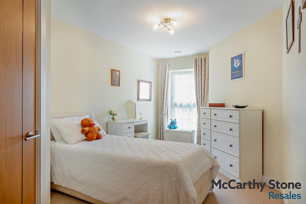 Additional image 8 of 1 bed flat for saleBlake Court, Northgate, Bridgwater TA6