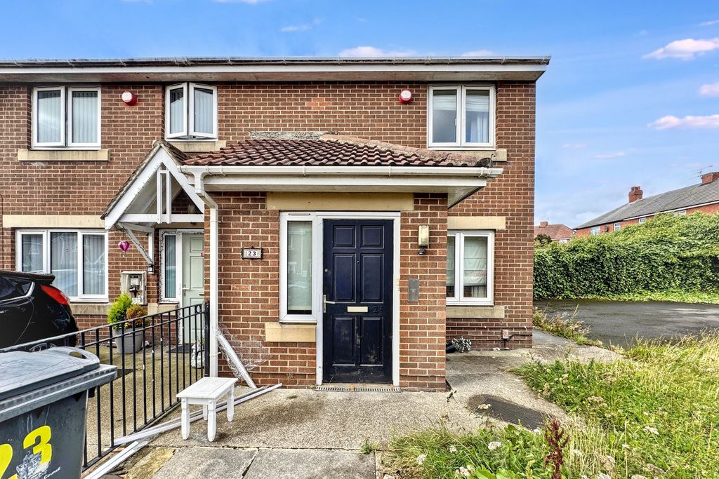Property photo 1 of 3 23 Richmond Grove, North Shields, Tyne And Wear, Ne29 7Qz