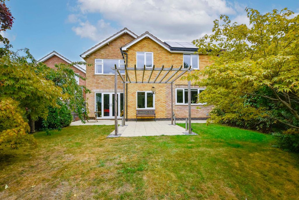 Property photo 3 of 21