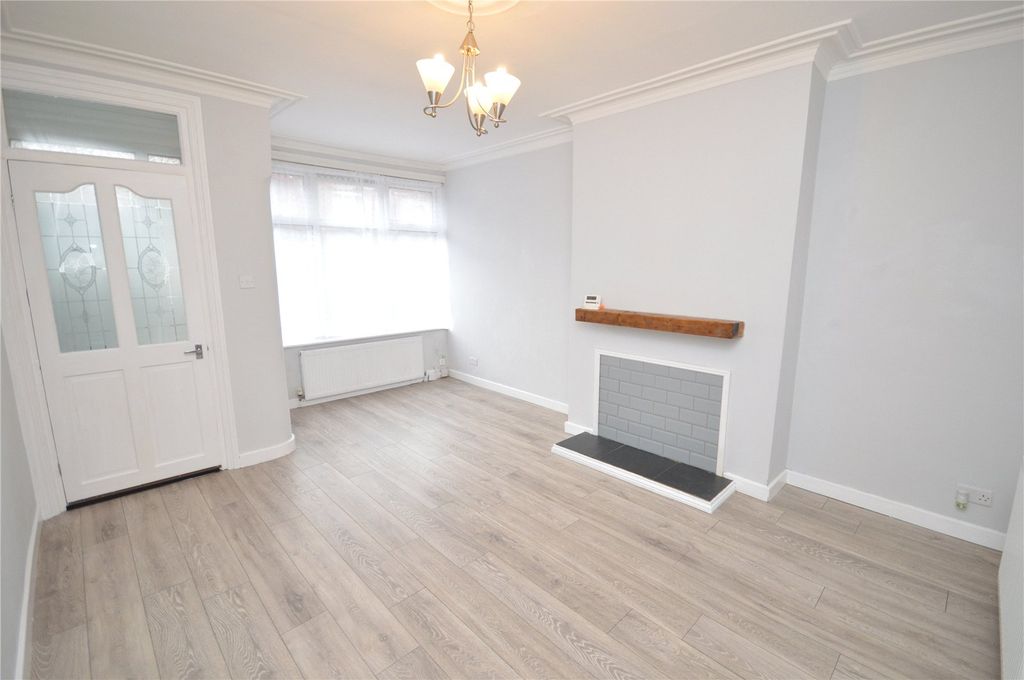 Property photo 2 of 13 Picture 2