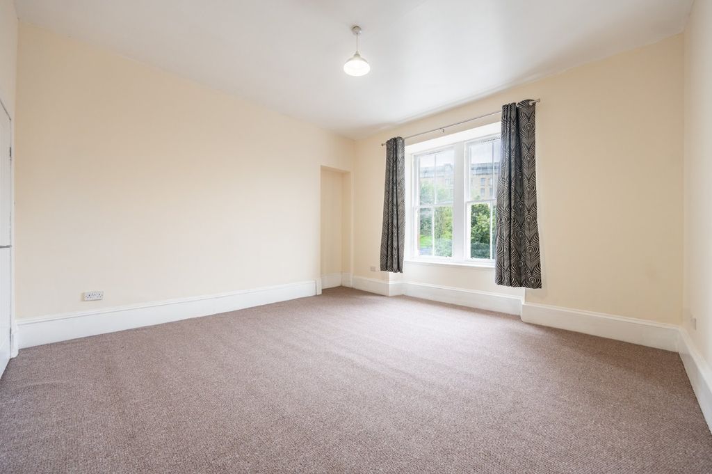 Property photo 2 of 11 Picture No. 08