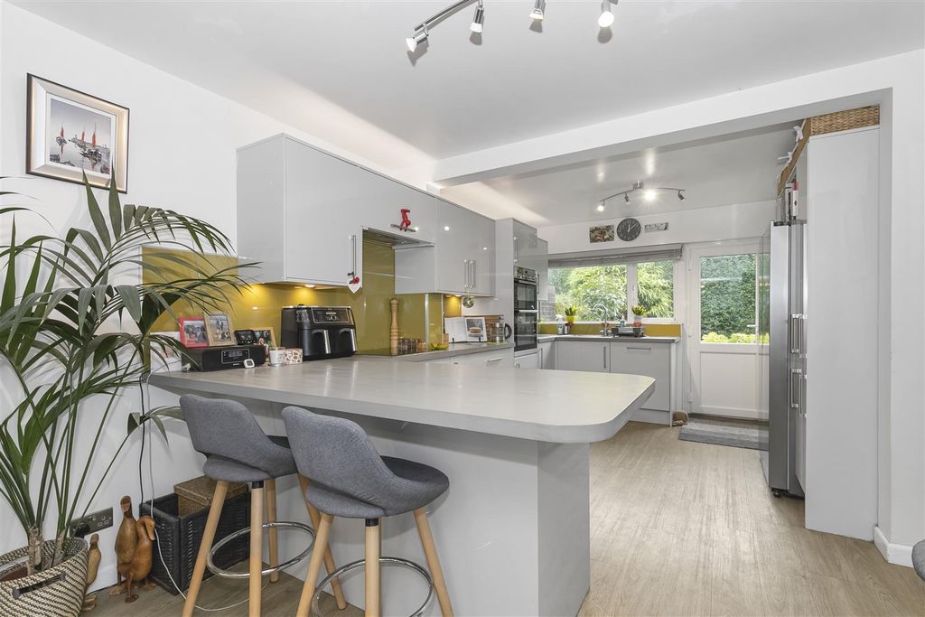 Property photo 2 of 19 Img_7496.Jpg