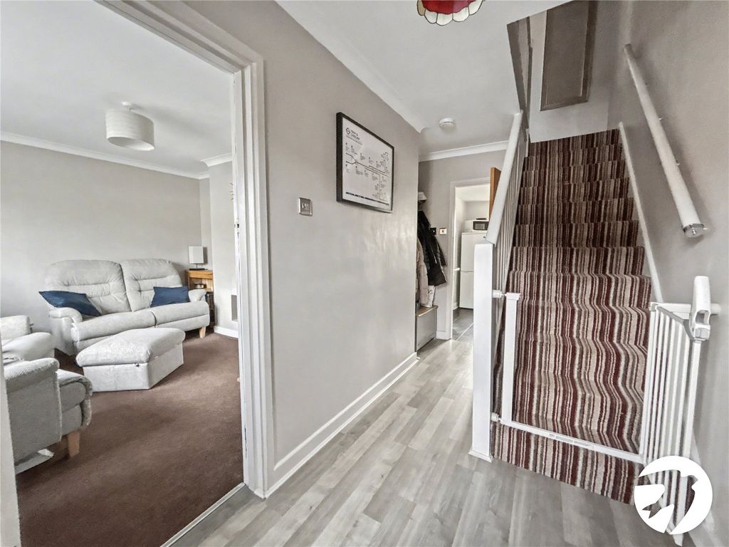 Property photo 2 of 28 Robinson Jackson