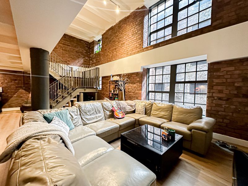 Property photo 3 of 16 Photo 7