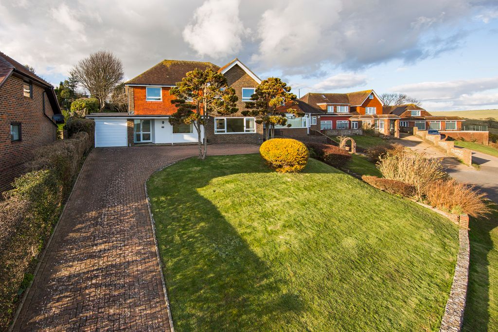 Property photo 3 of 31