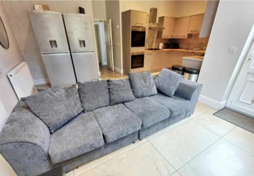 Property photo 2 of 16 2.Png