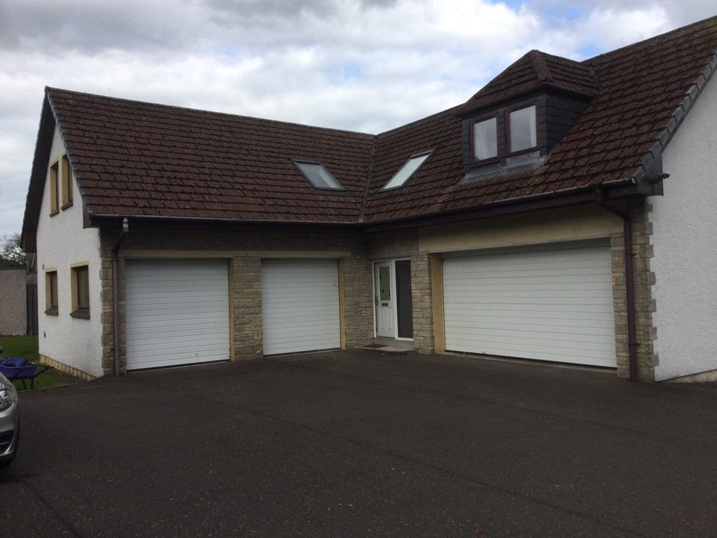 Property photo 1 of 8