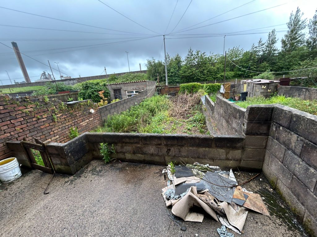 Property photo 3 of 12