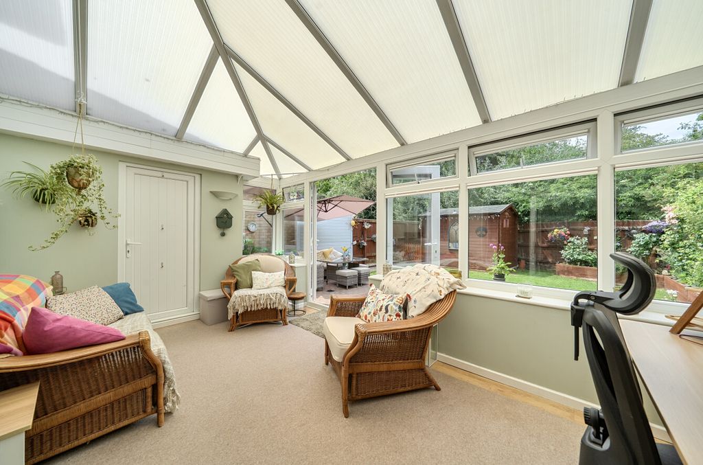 Property photo 3 of 13 14849464