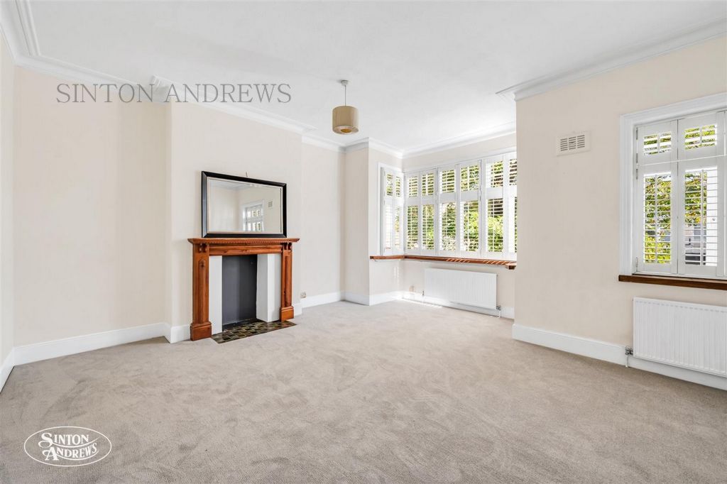 Property photo 3 of 14 Photo 3