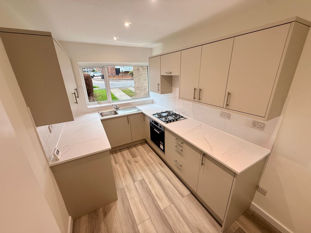 Property photo 2 of 13 Image