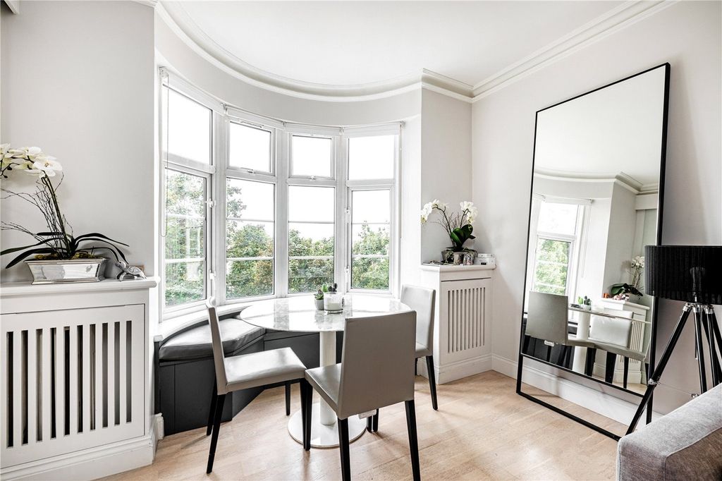 Property photo 2 of 16 Picture No. 20