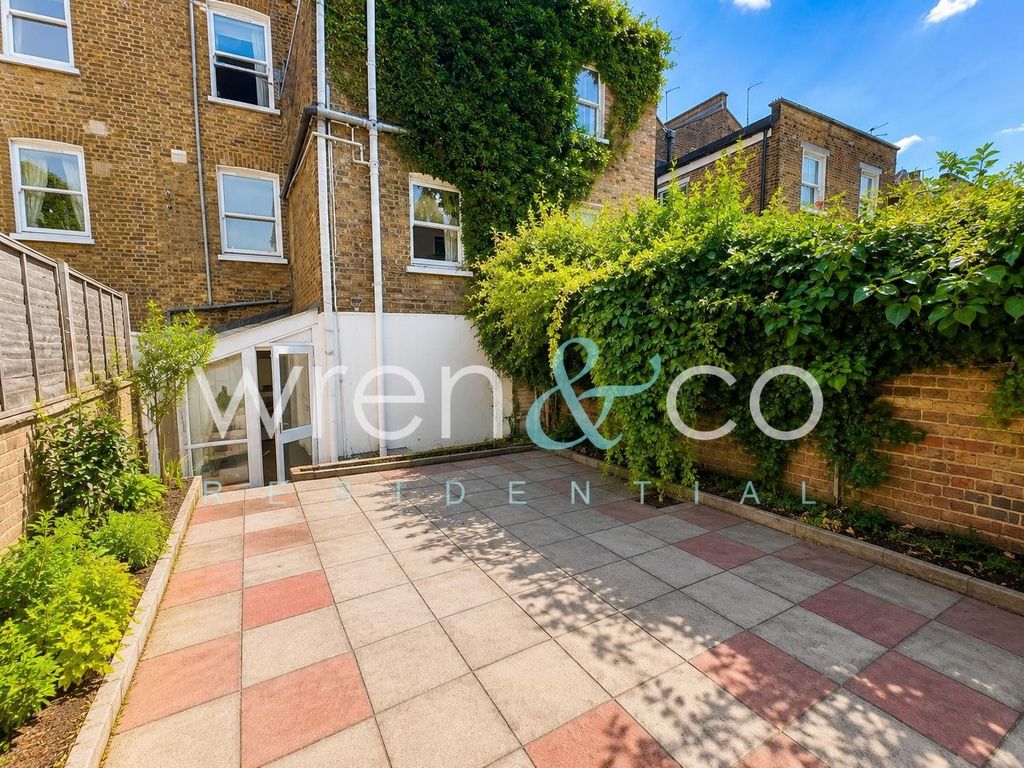 Property photo 3 of 10 Gallery