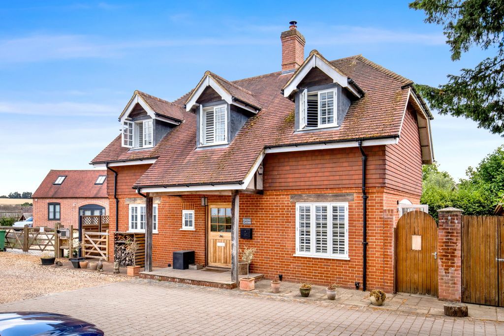 Property photo 2 of 52