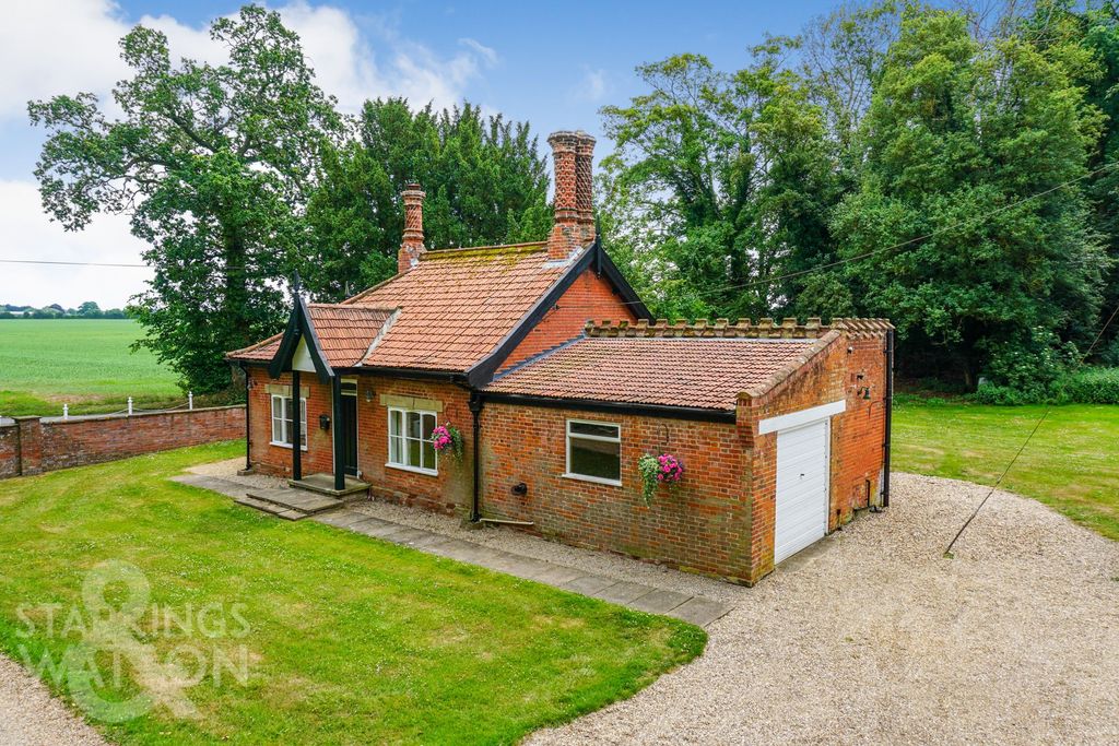 Property photo 1 of 21
