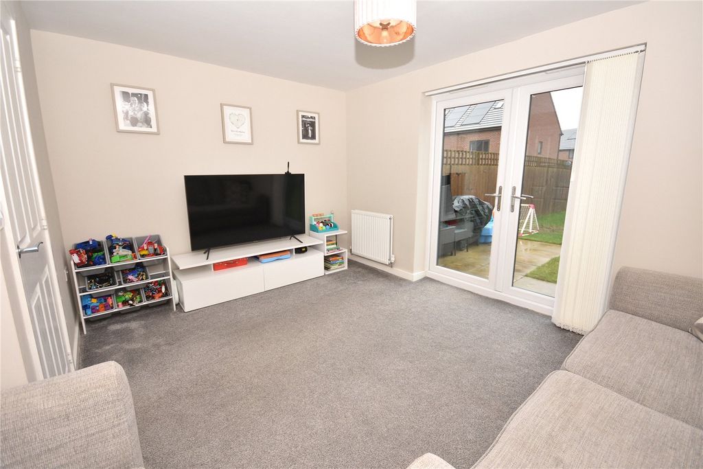 Property photo 3 of 14 Picture No. 82