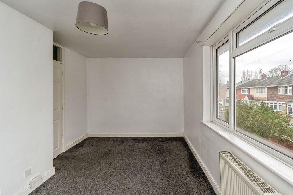 Property photo 3 of 20 Pbox-Img.Jpg