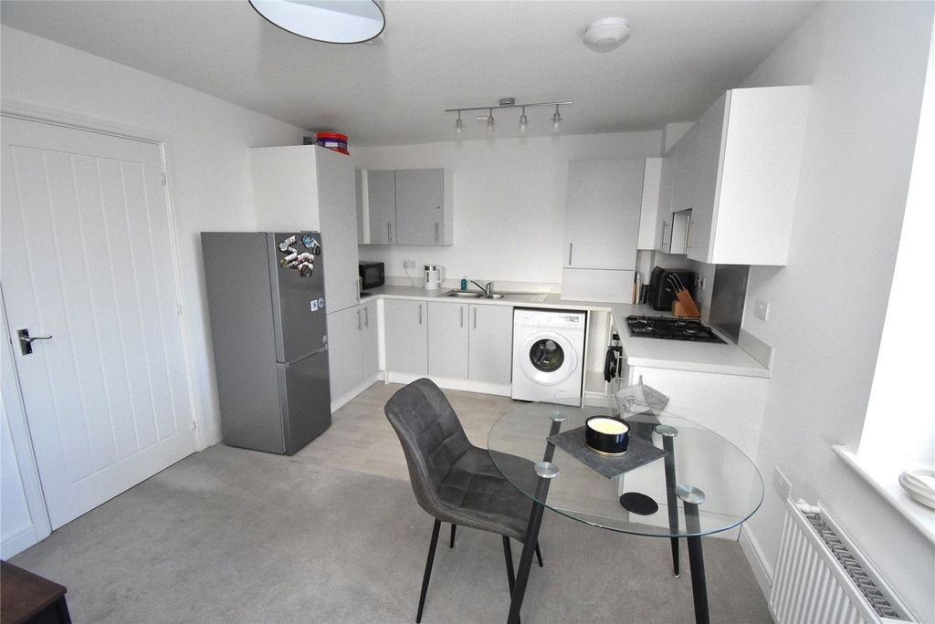 Property photo 3 of 12 Picture No. 03