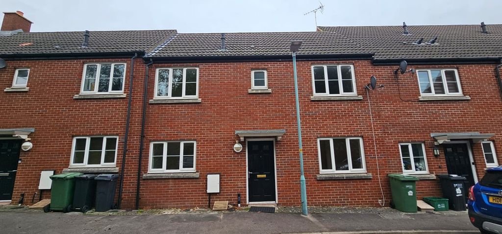 Property photo 3 of 18 Img-20251030-Wa0094.Jpg