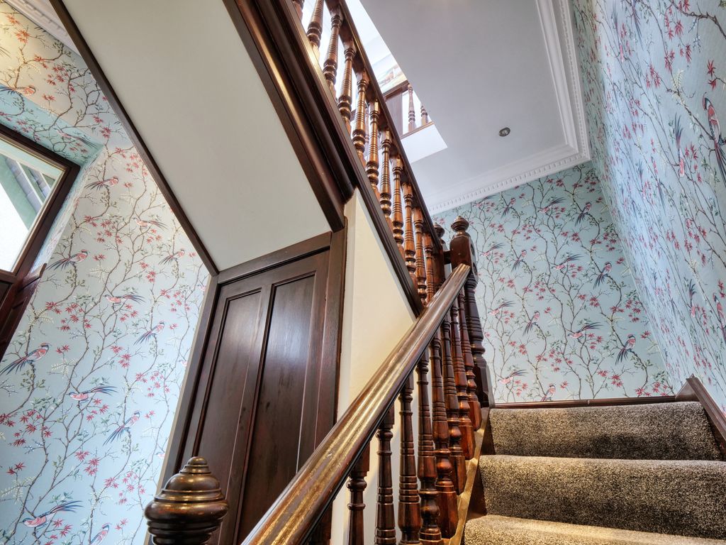 Property photo 3 of 22 Staircase