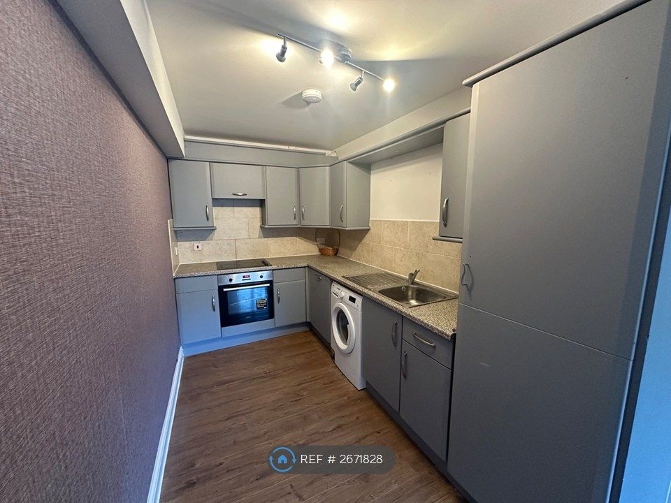 Property photo 1 of 5