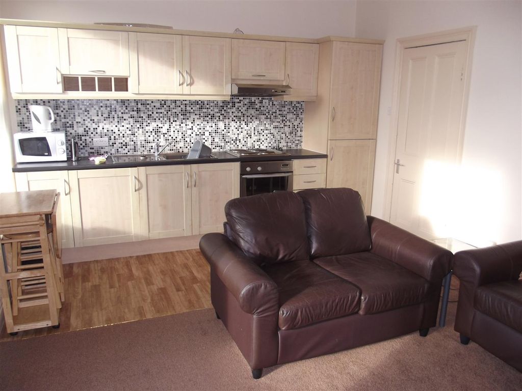 Property photo 2 of 3