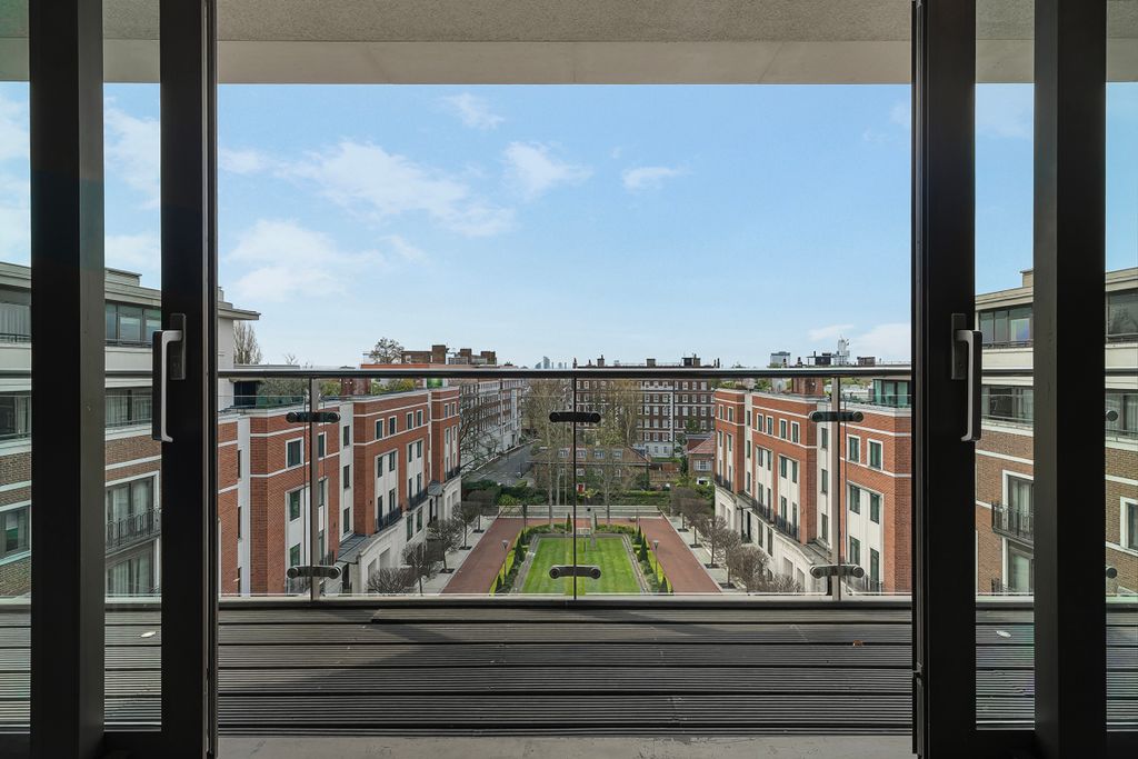 Property photo 2 of 5