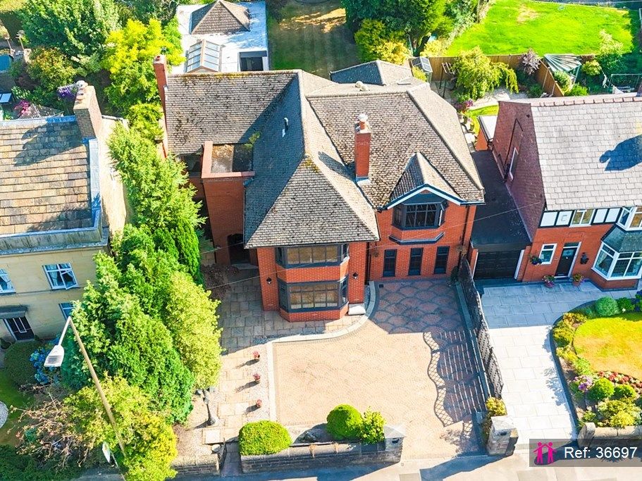 Property photo 1 of 34