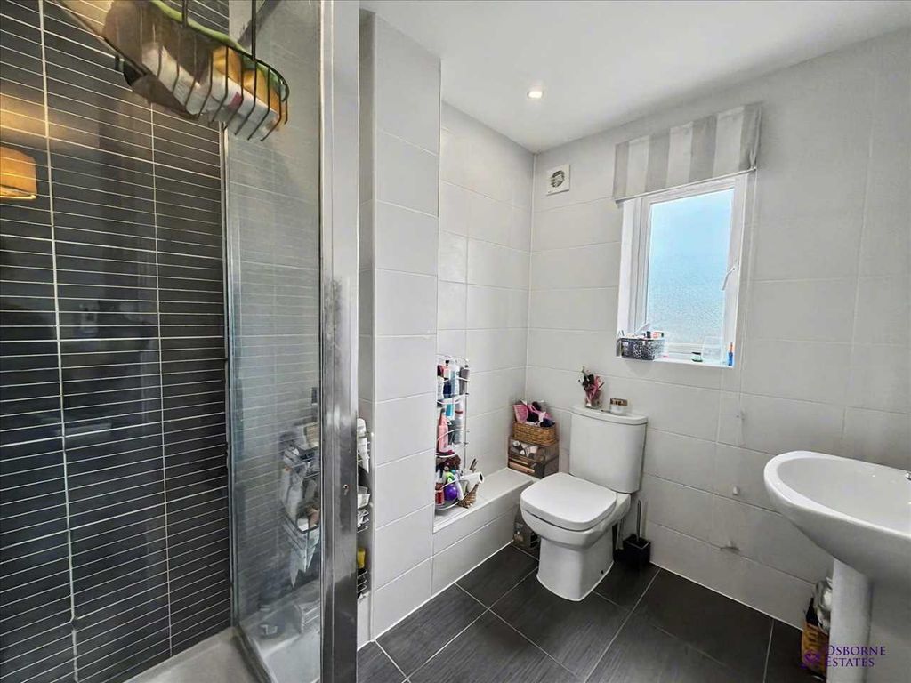 Additional image 17 of 4 bed detached house for salePleasant Heights, Porth CF39