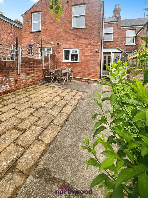 Property photo 2 of 12