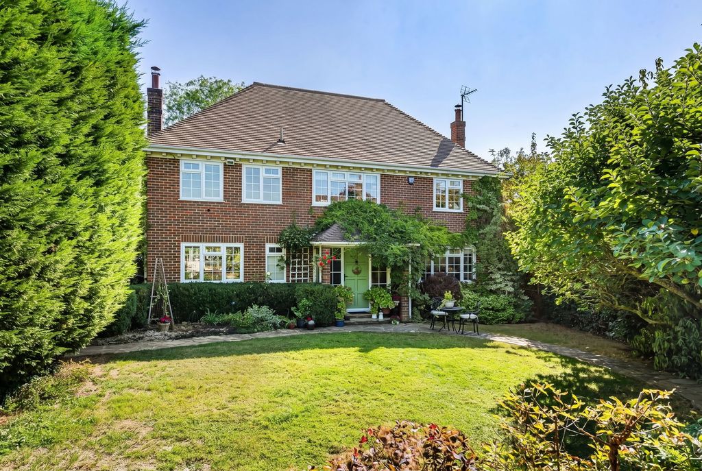 Property photo 1 of 23