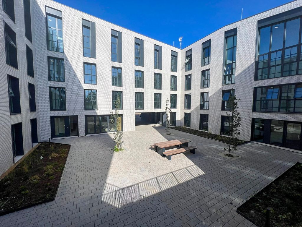 Property photo 2 of 13 Courtyard