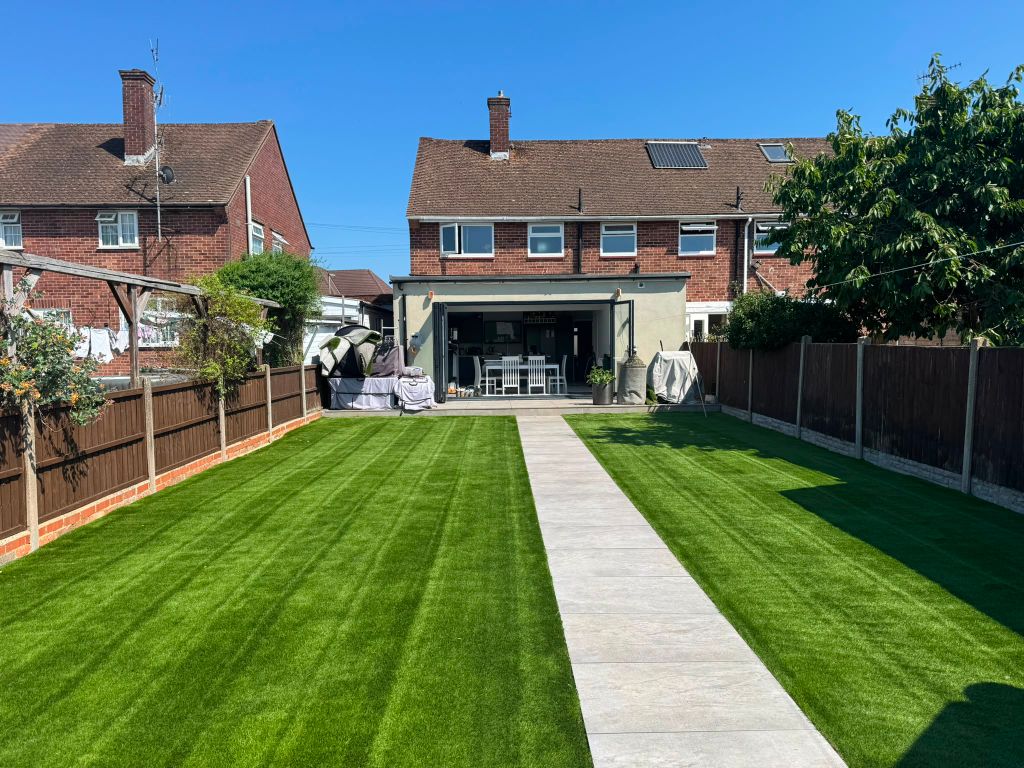 Property photo 1 of 17