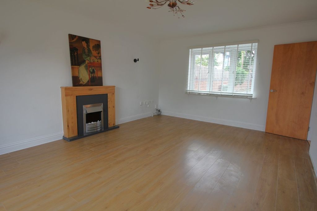 Property photo 3 of 10 Picture No. 03