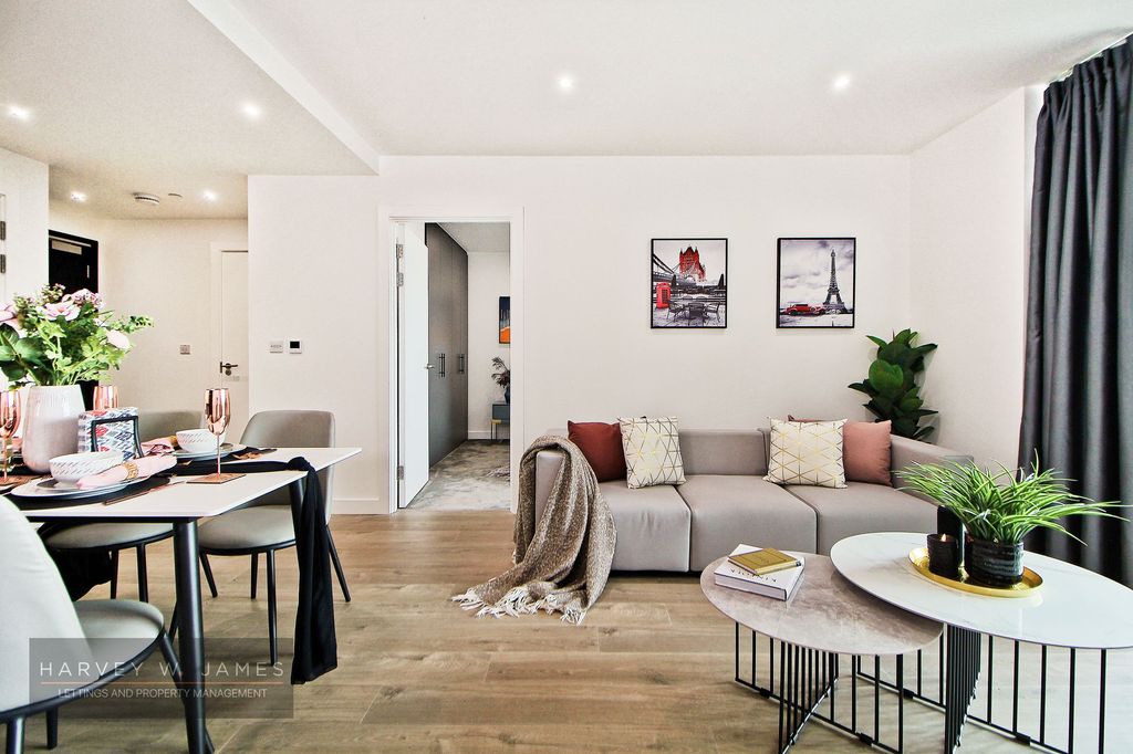 Property photo 3 of 36