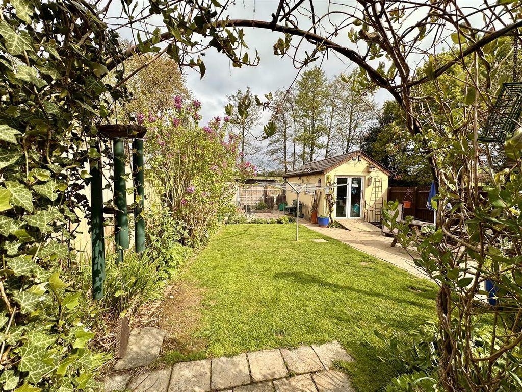 Property photo 2 of 22 Tempimageklah2M.Jpg
