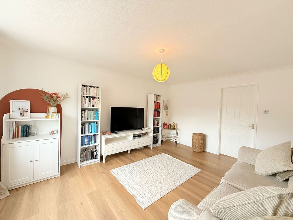 Property photo 3 of 23