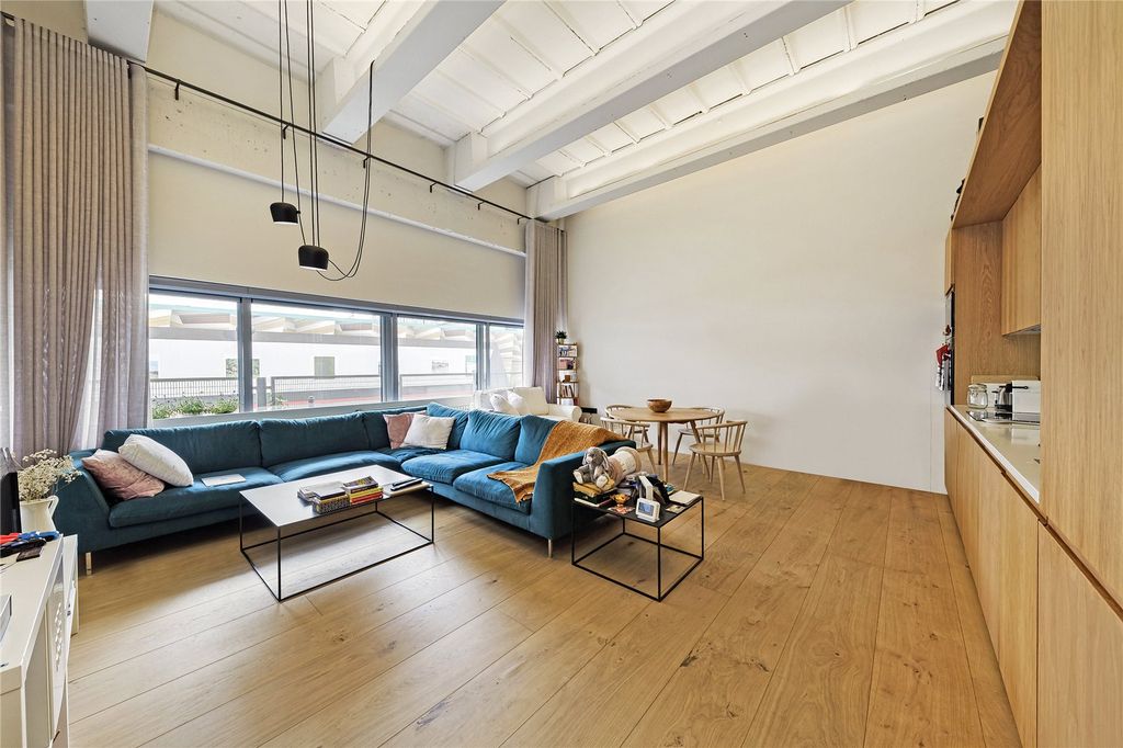 Property photo 1 of 10 Living Area