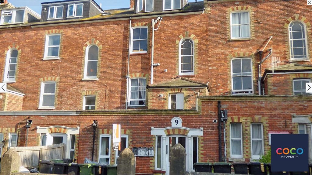 Property photo 1 of 9 Front