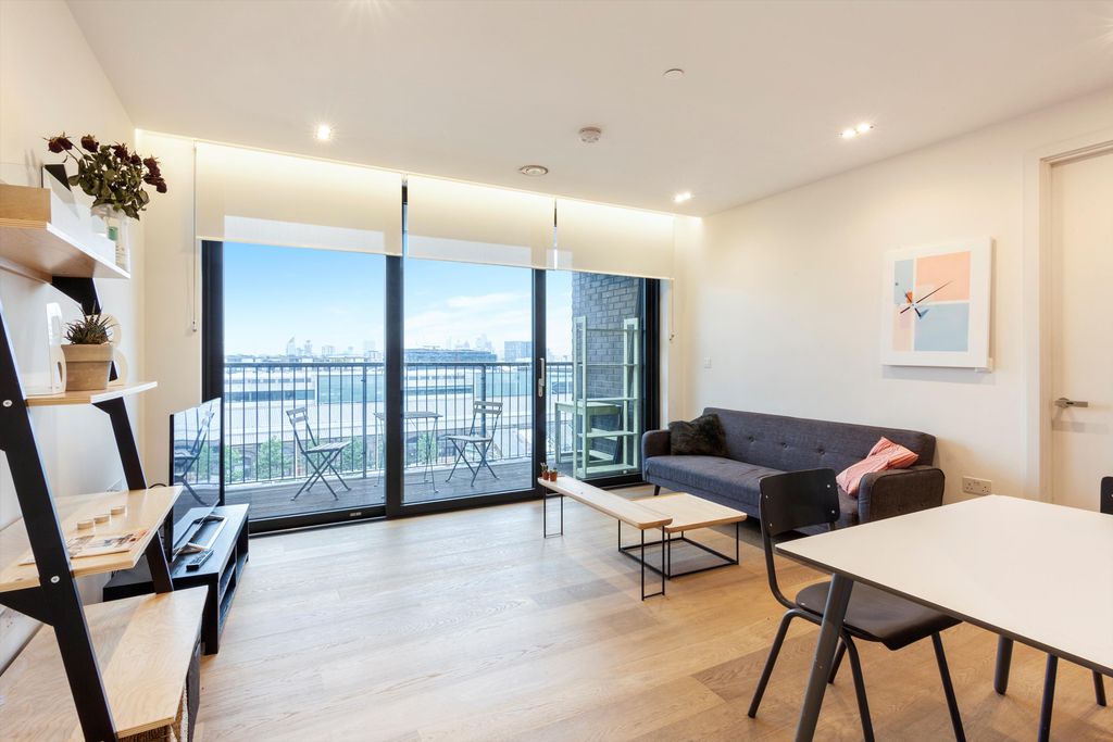 Property photo 1 of 15 Image