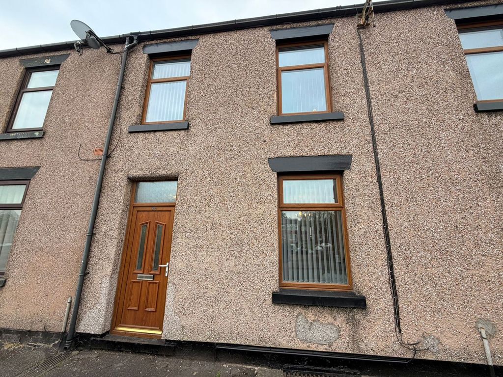 Property photo 1 of 19 Photograph