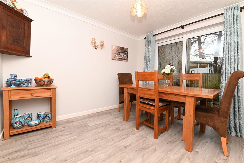 Property photo 3 of 17 Picture No. 20