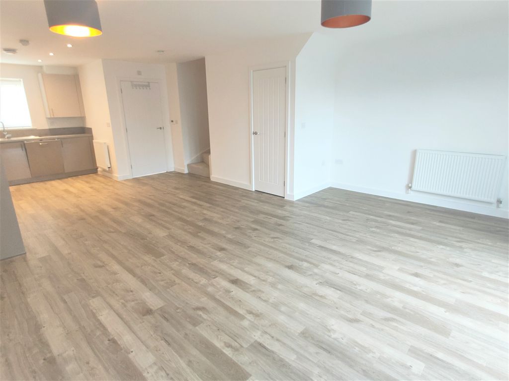 Property photo 3 of 15 Image