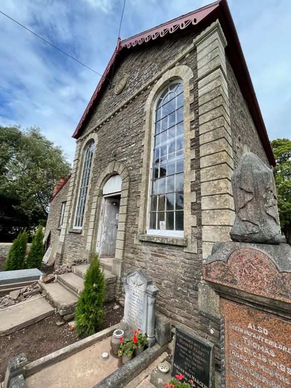 Property photo 1 of 4