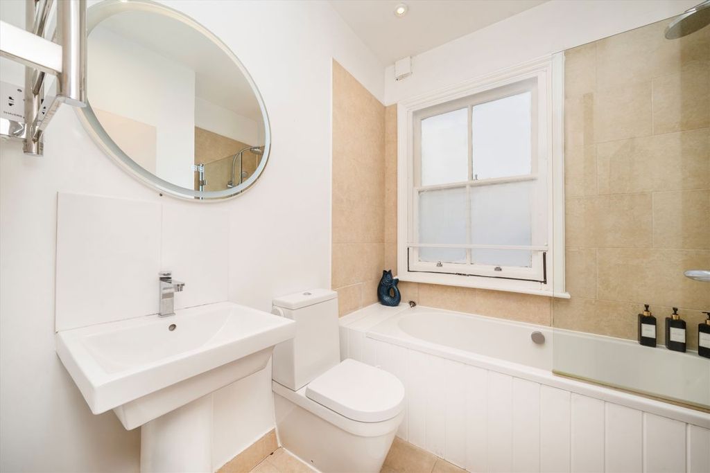 Property photo 3 of 3