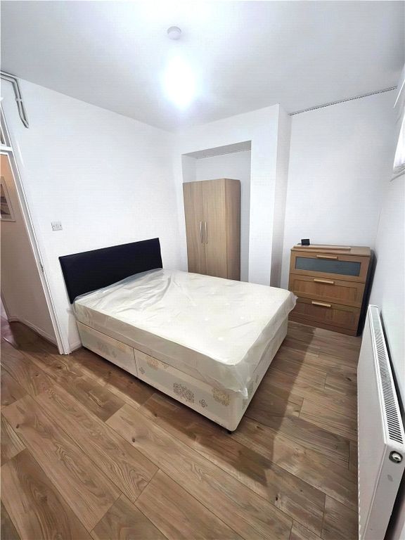 Property photo 2 of 8 Picture No. 02