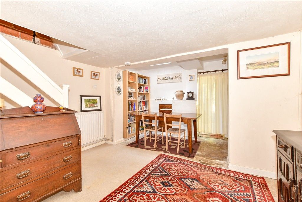 Property photo 3 of 9 Dining Area